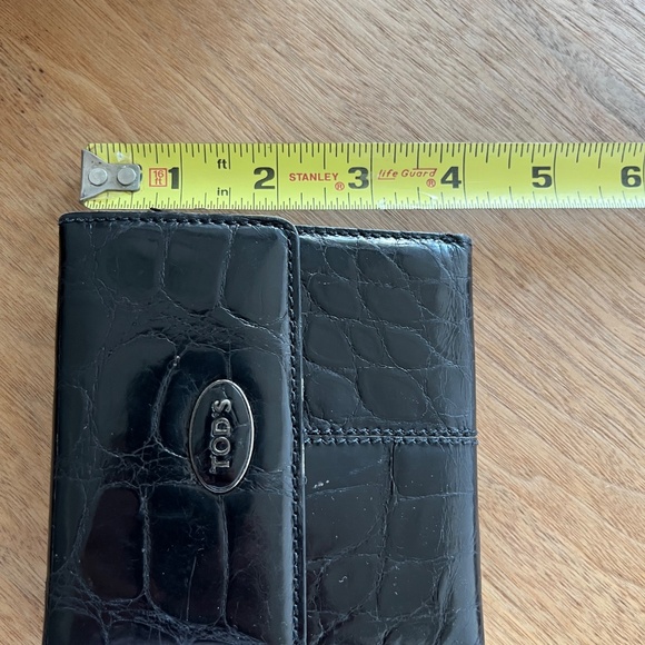 Tod's Alligator Leather Compact Wallet - Picture 4 of 7